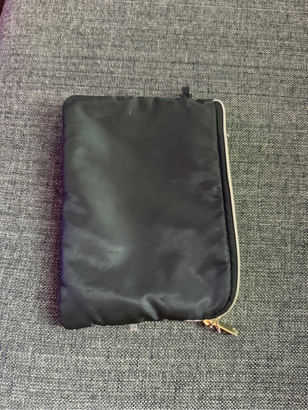 Sonia Kashuk Minimal Travel Organizer zip bag